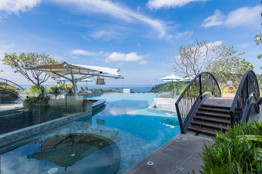 Crest resort & pool villas